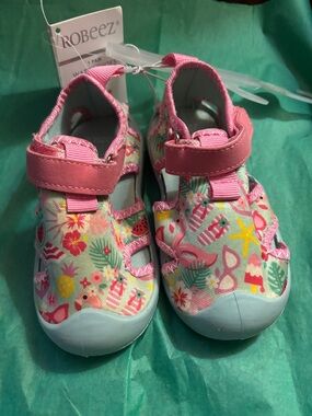 Robeez Pink Floral & Tropical Print Kids Water Shoes size 7 2 years old NWT
